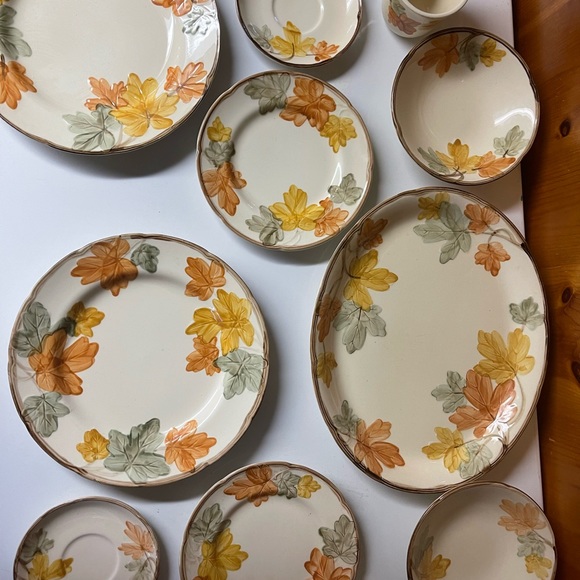 Franciscan "october" Pattern
by FRANCISCAN(5 piece 1 serving) - Picture 8 of 11